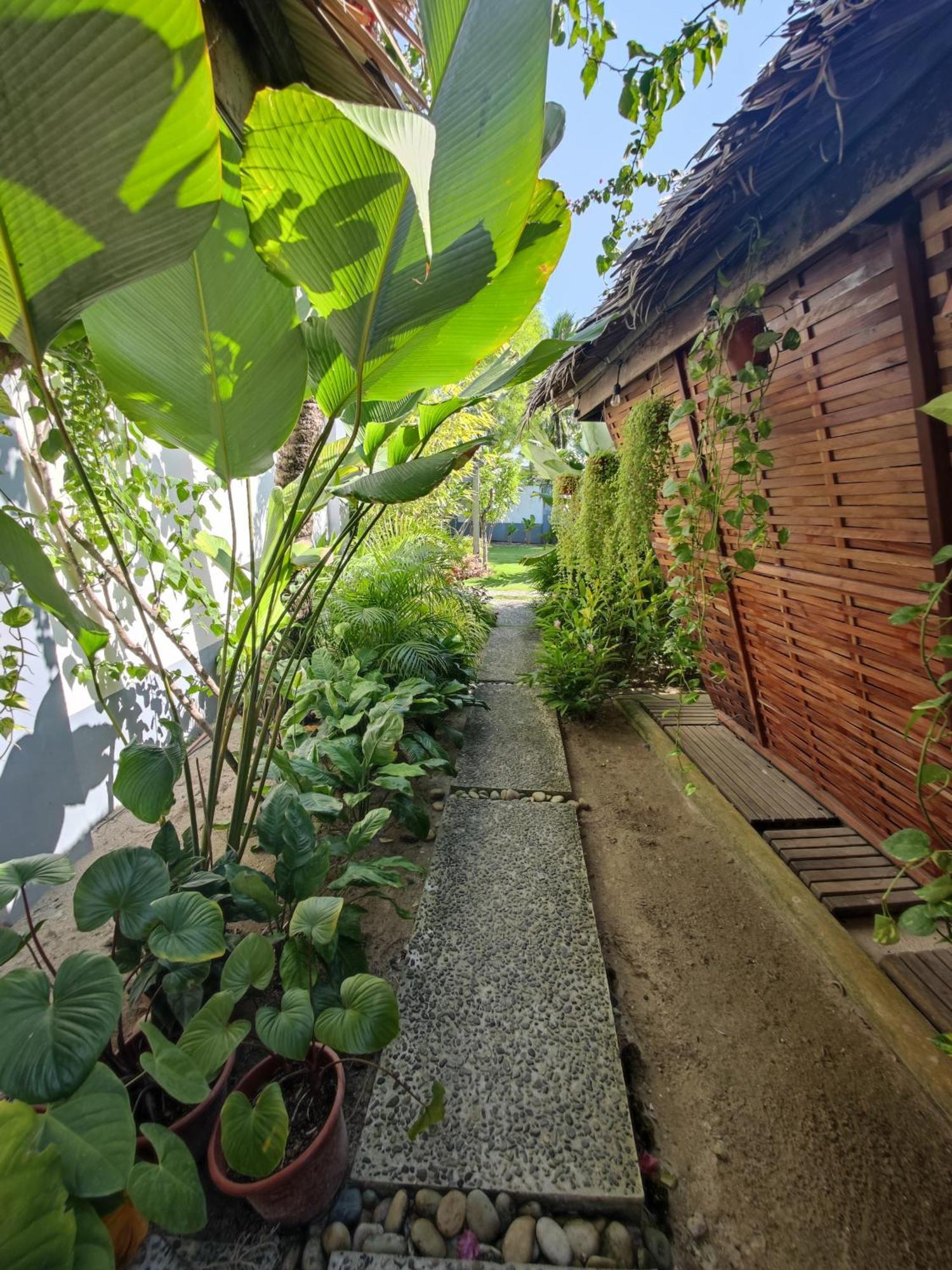 Daluyong Beach Resort General Luna  Exterior photo
